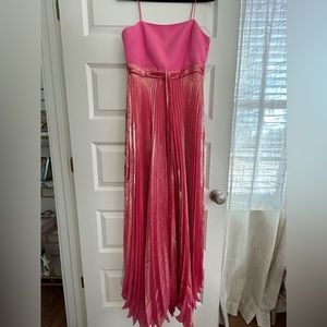 Alice and Olivia despina pleated pink gown Sz 8